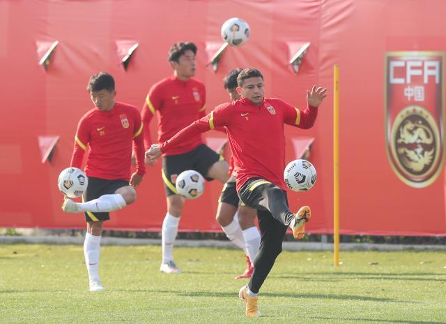 国足身价2510万欧艾克森武磊并列第1 均龄29.56岁