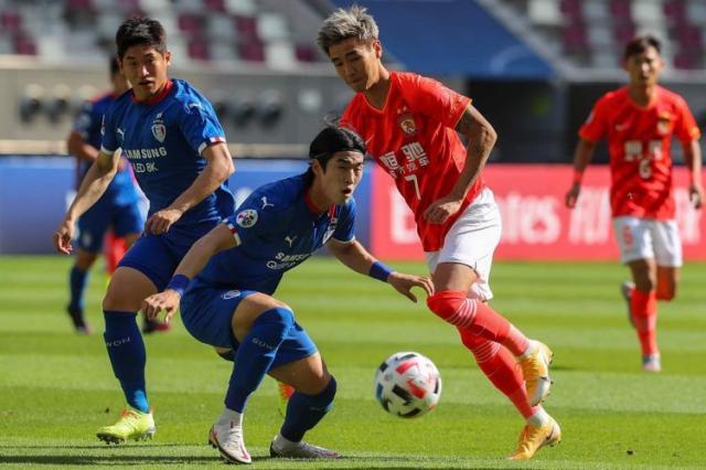 开云体育官方网站-津媒：亚冠调整后球员面临高温和魔鬼赛程 易受伤